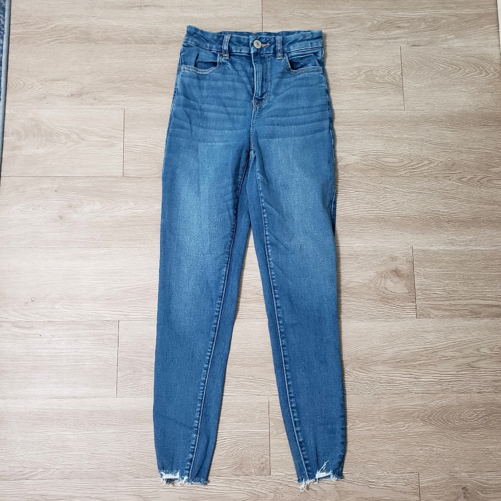 American Eagle Curvy size 2 high rise raw hem stretch jegging Jean denim